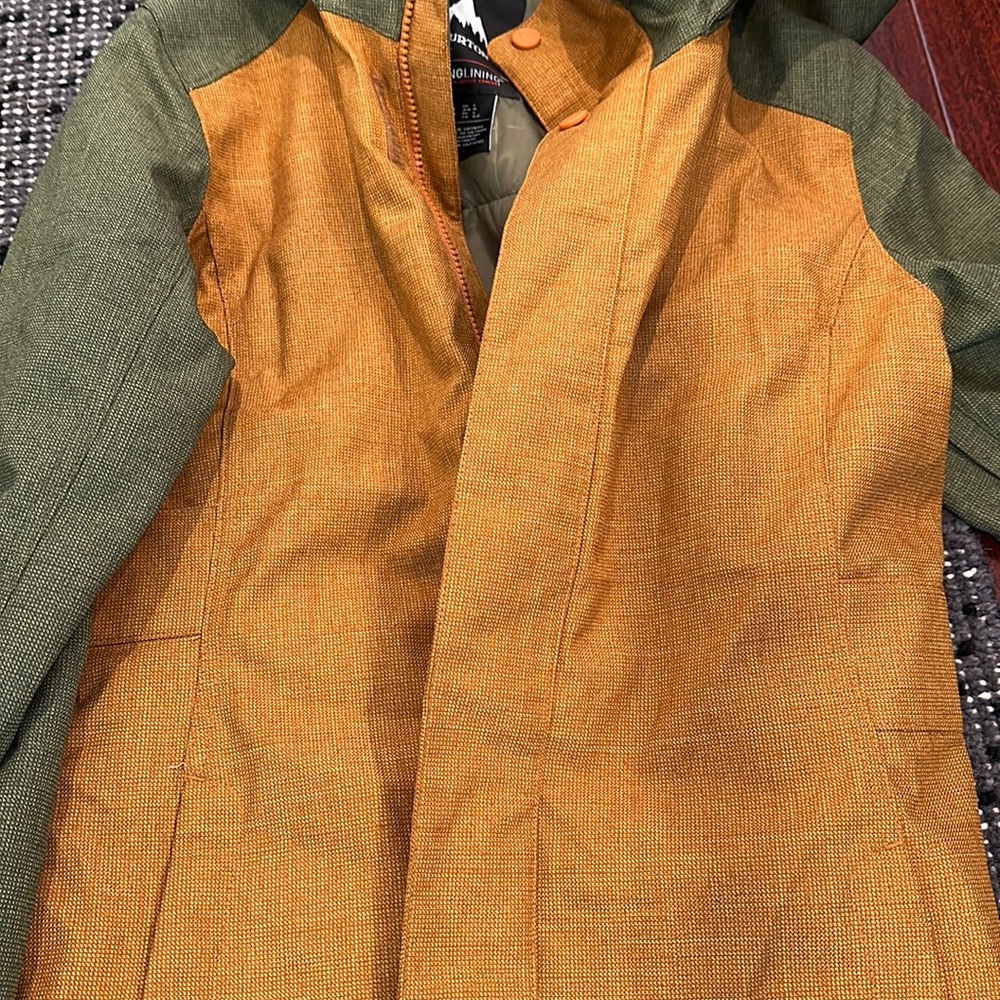 Burton Women’s Small jet set jacket EUC